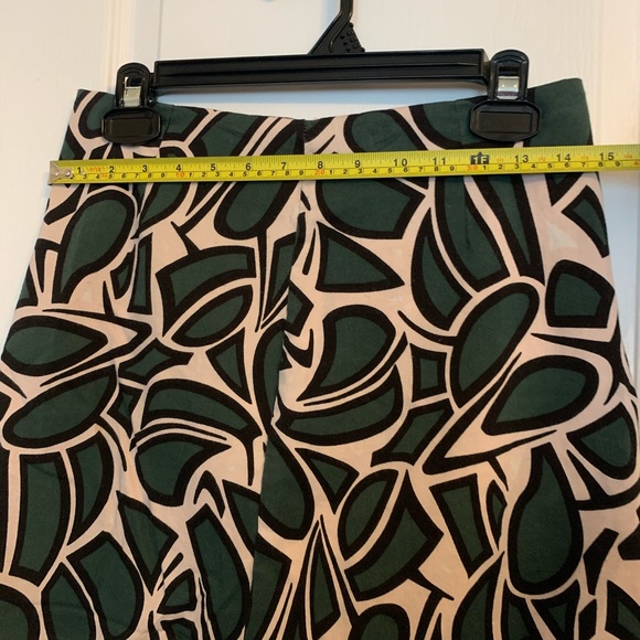 ‼️3/$30‼️ Super cute mini skirt - Picture 6 of 8